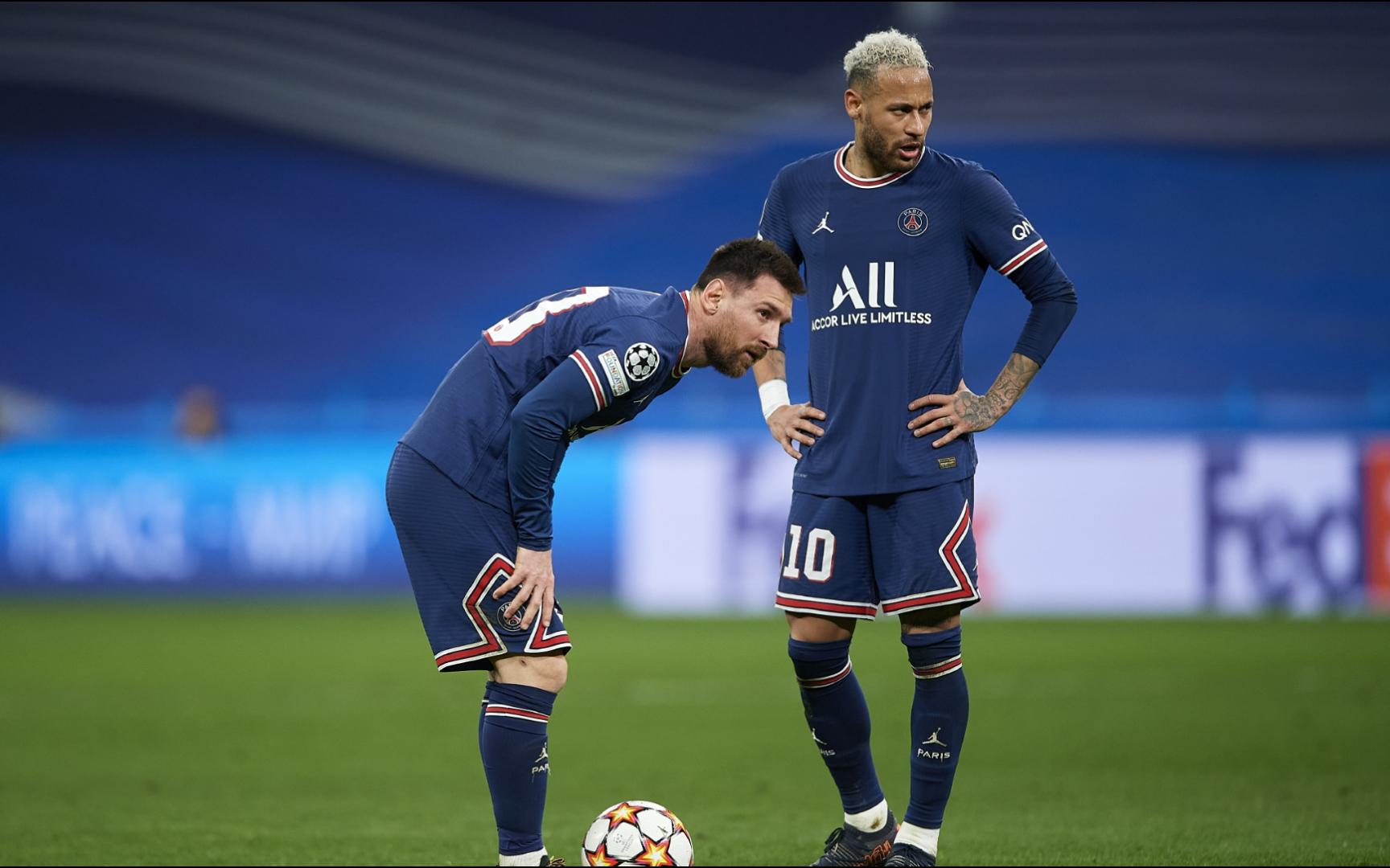 波尔图错失单刀球，本泽马门将神勇扑救成最大功臣！的简单介绍